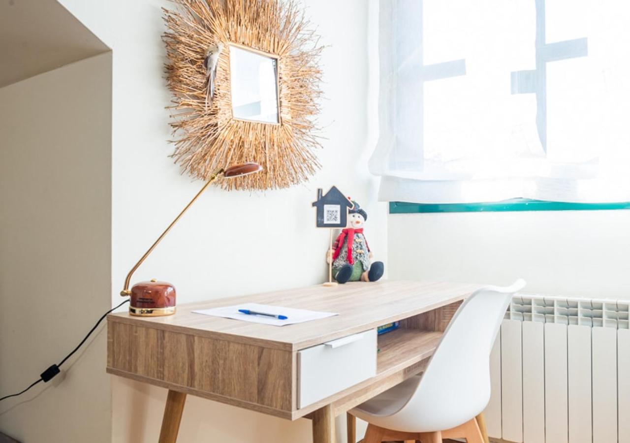 Apartamento Irene Centrico Con Wifi Y Parking Coche Tamano Medio Onís Buitenkant foto